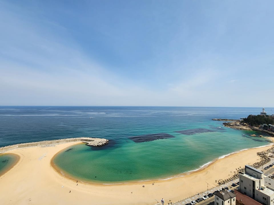 Sokcho Summitbay 1709 "Panoramic Ocean View" Apartment hotel in South Korea