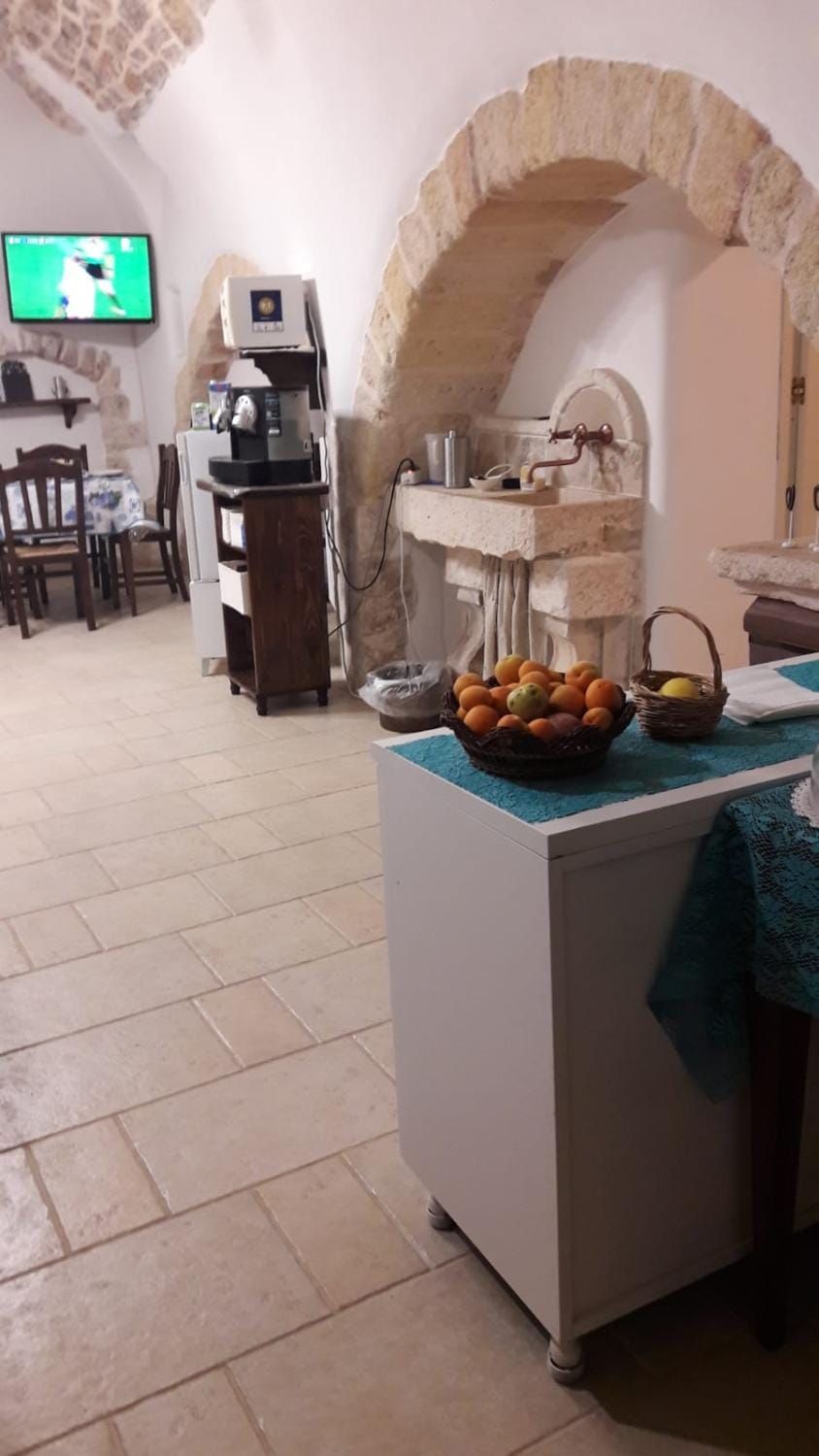 Dining area, Breakfast