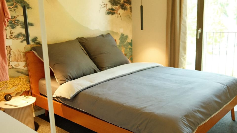 Bed, Bedroom
