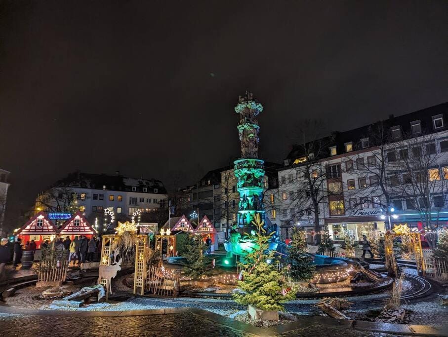 Nearby landmark, Night, City view, Location