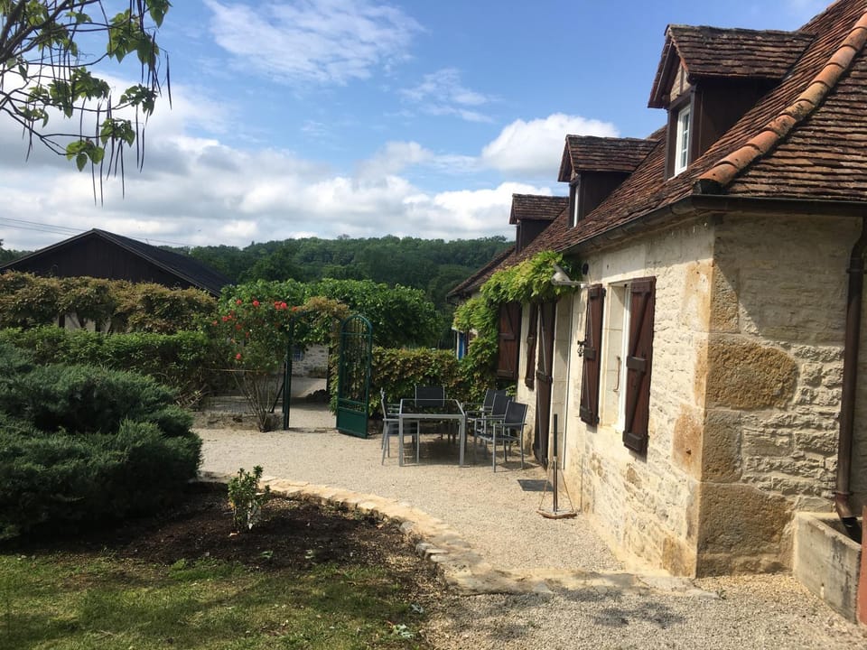 Property building, Garden