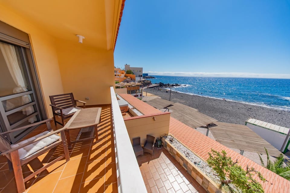 Natural landscape, Balcony/Terrace, Beach