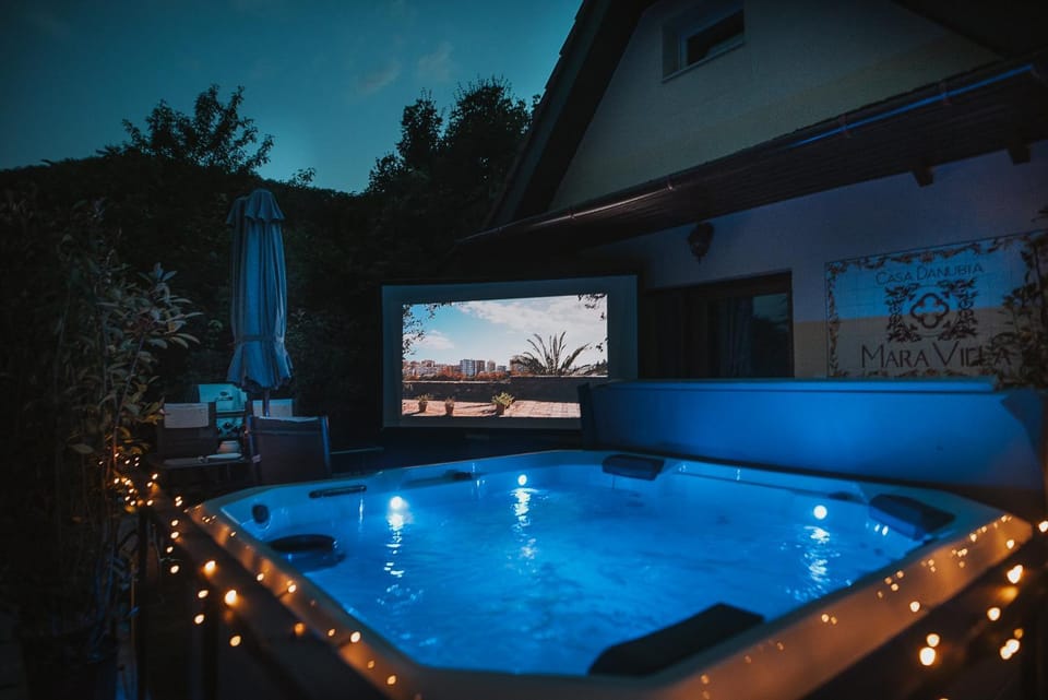 Hot Tub, Balcony/Terrace