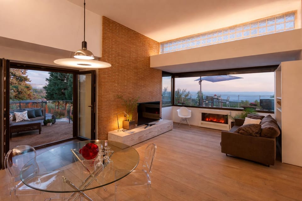 Etna Luxury Private heated jacuzzi & Infinity Pool - Rahal Apartment in Sicily