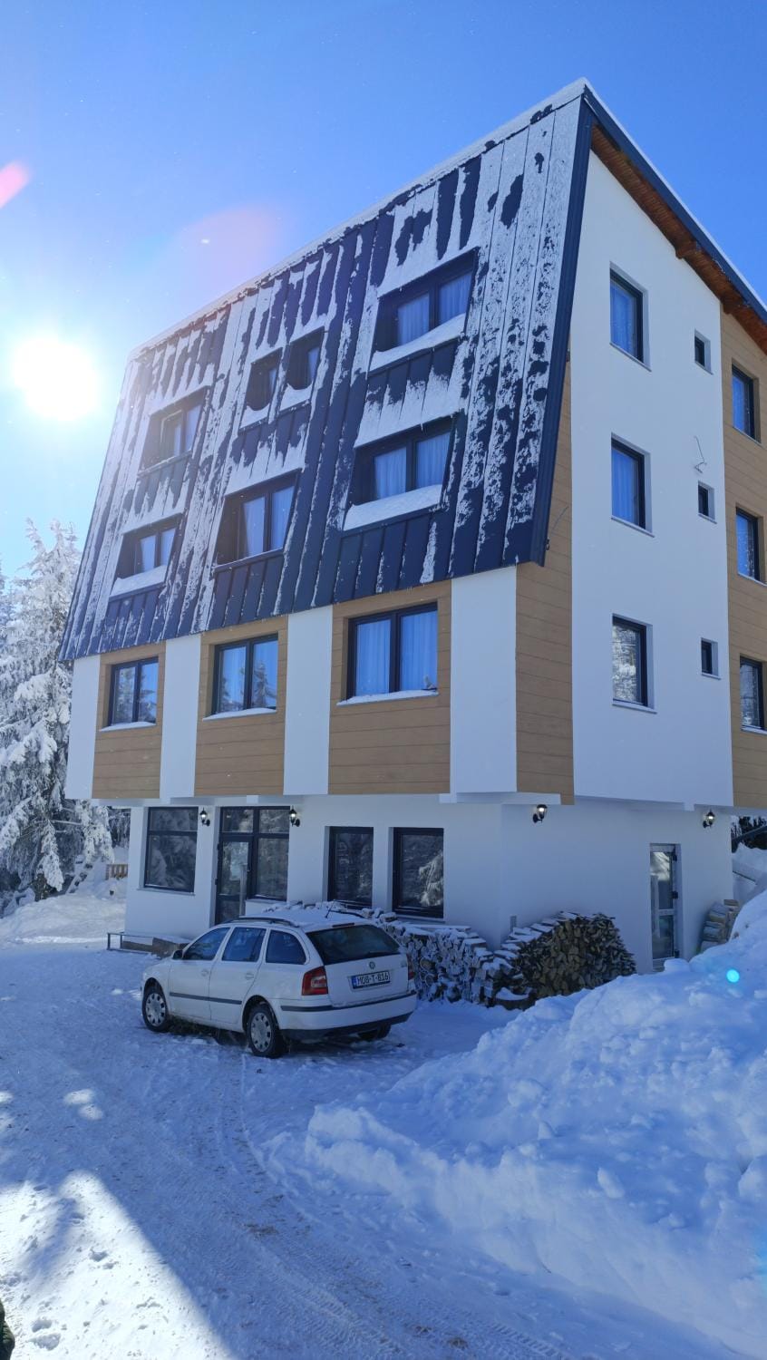Apartmani RIS Apartment in Bosnia and Herzegovina