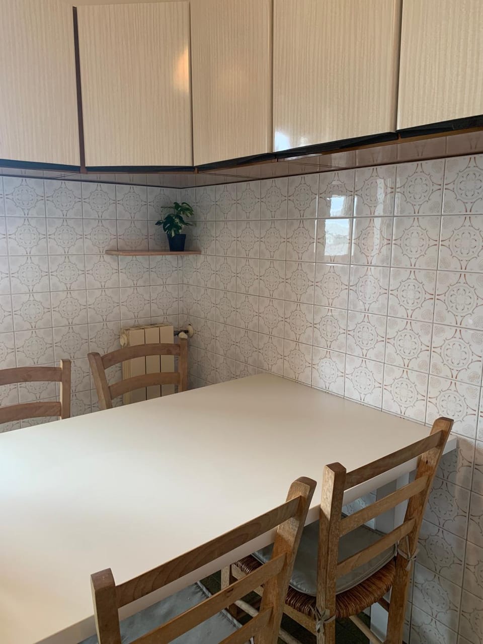 Dining area, kitchen