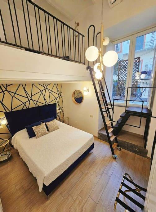 Daymoon House Vanvitelli. Napoli Apartment in Naples