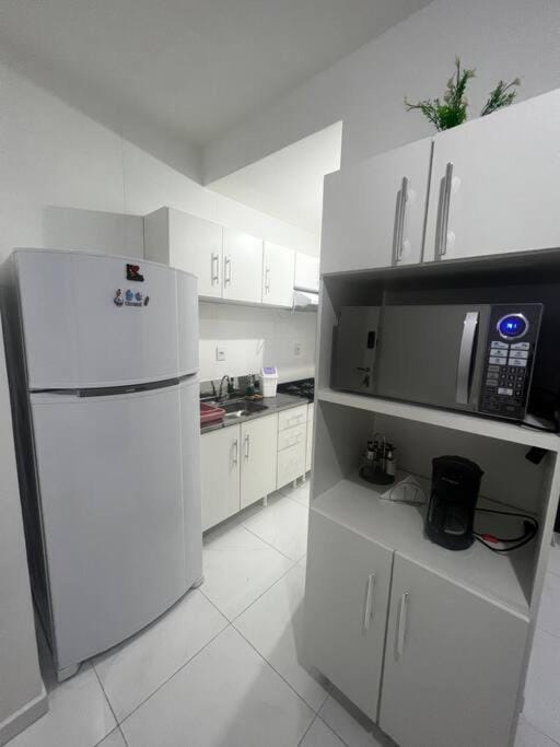 Apartamento à 500m do Beto Carrero e 900m da Praia Apartment in Penha