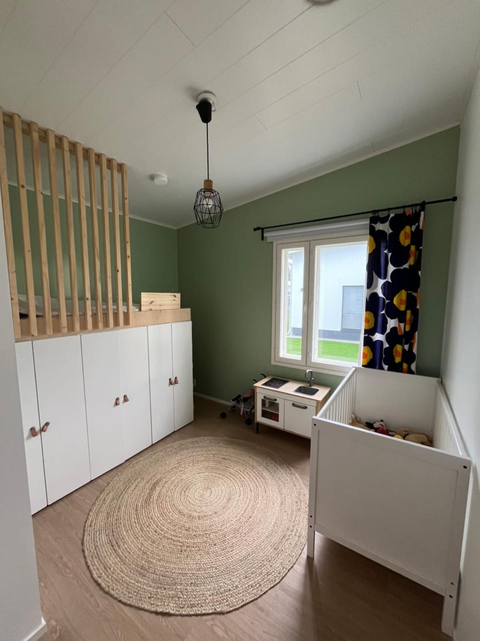 Bedroom, children