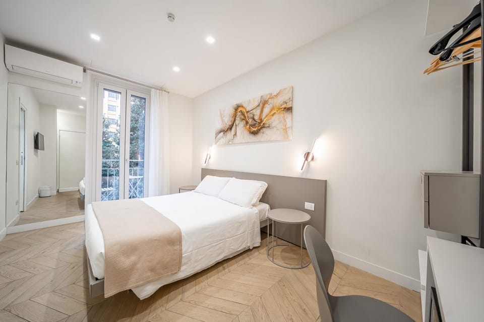 Vittoria's Luxury Rooms Bed and Breakfast in Rome