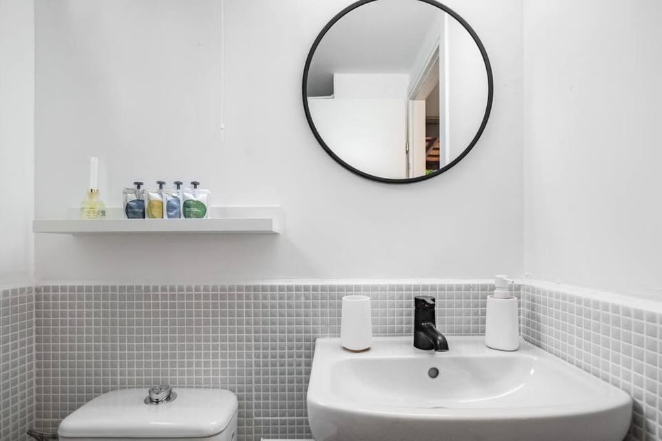 the container house Apartment in Center District