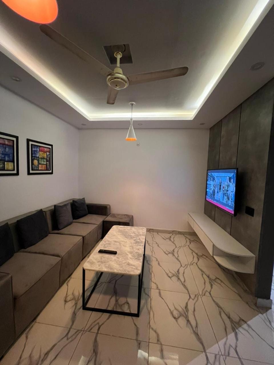 Communal lounge/ TV room, TV and multimedia, Living room