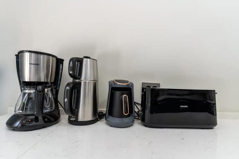 Coffee/tea facilities, Kitchen or kitchenette, toaster