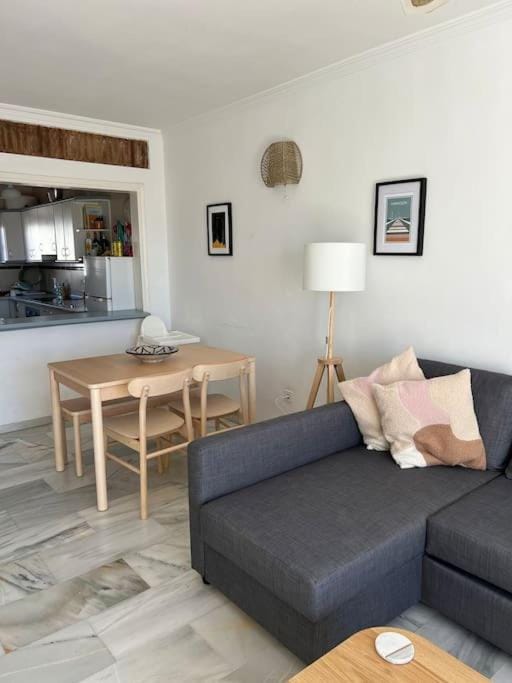 Beautiful views, pool & just 10min to the beach House in Nerja