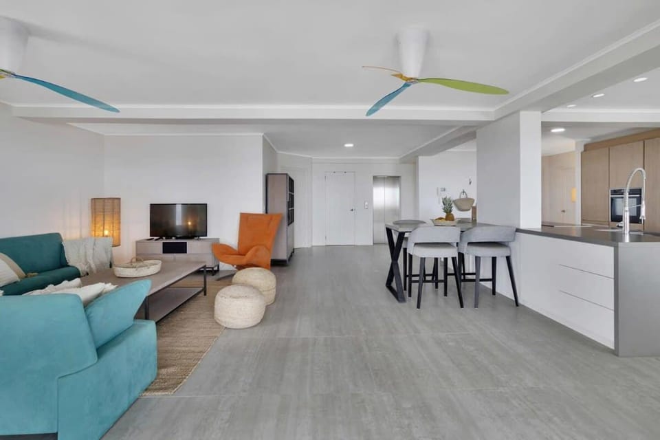 Playa Lechi Penthouse with full Ocean View Apartment in Venezuela