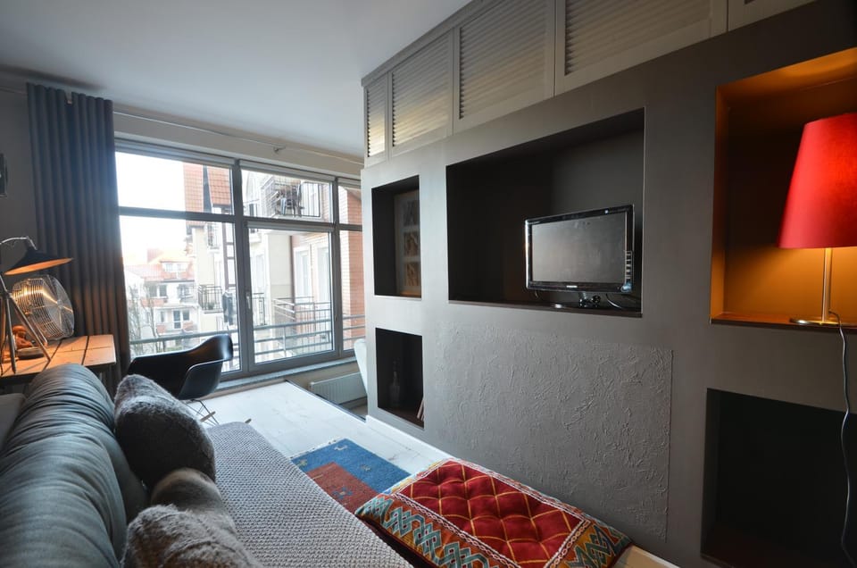Communal lounge/ TV room, Kitchen or kitchenette