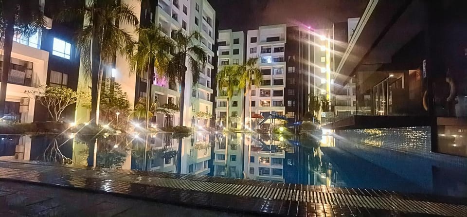 Property building, Swimming pool