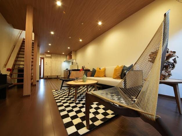 Osaka MiKa Garden family house direct KIX airport Bed and Breakfast in Osaka