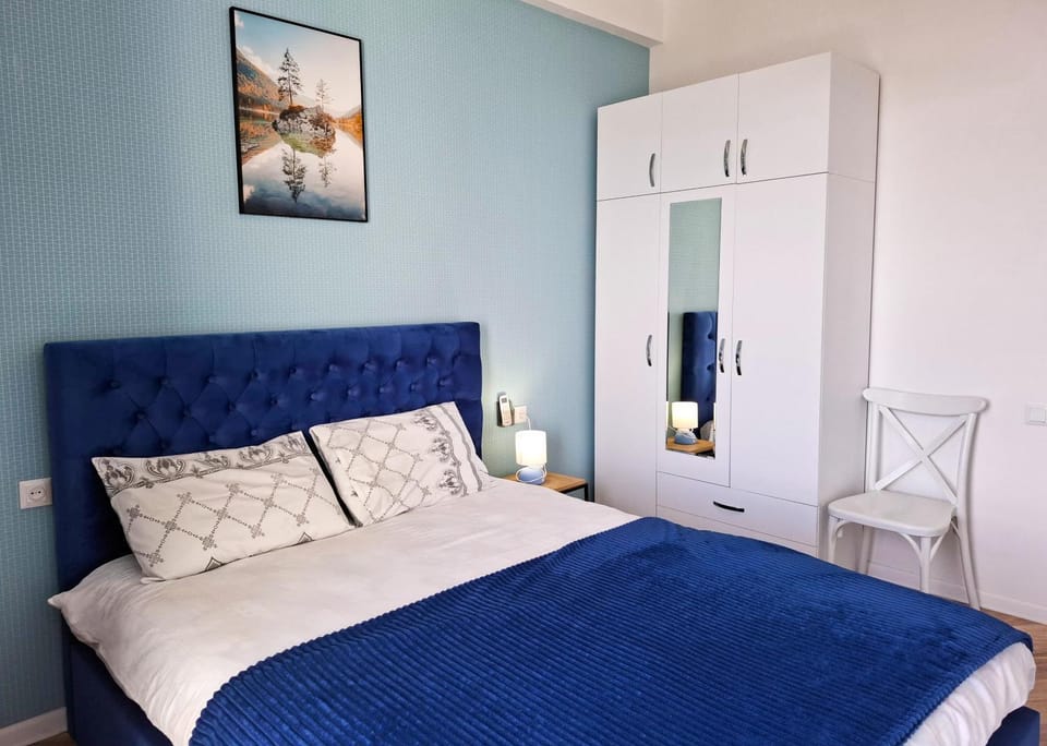 Cozy 1BR Apt near Metro Station on Saburtalo. Apartment in Tbilisi, Georgia