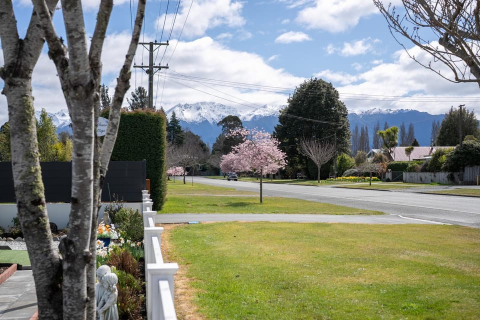 The Mayflower Cottage Apartment in Te Anau