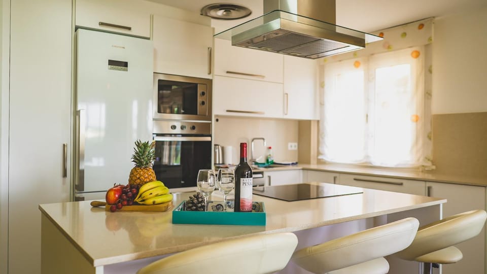 SeaHomes Vacations - NAUTIC MARITIME Apt Apartment in Blanes