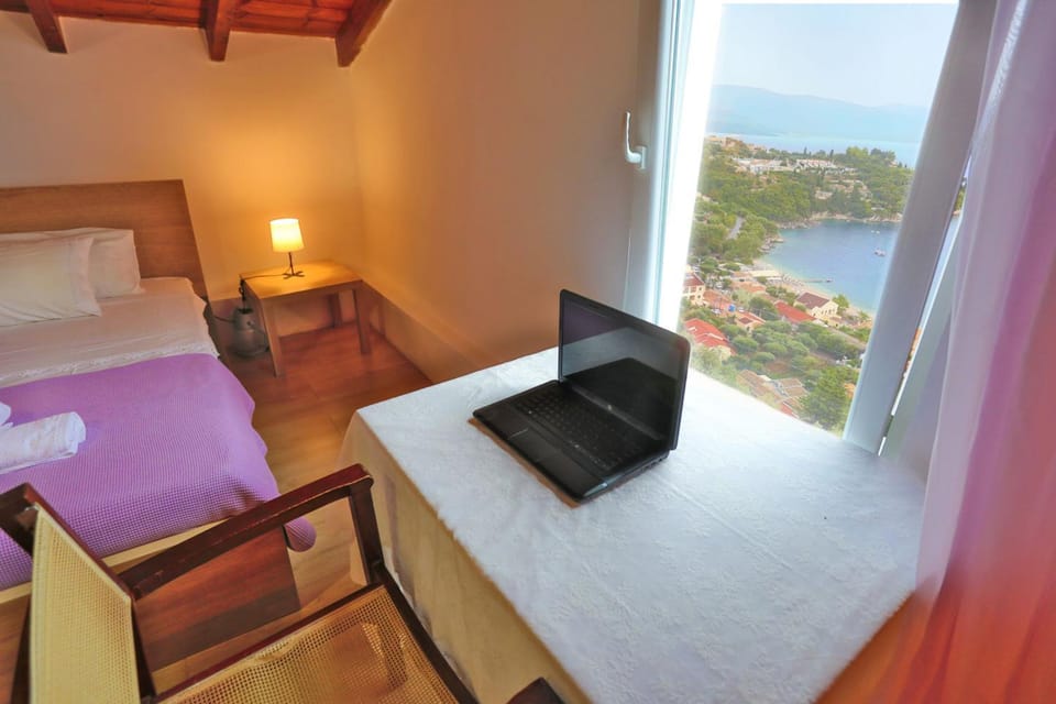 Bed, View (from property/room), Bedroom, Sea view