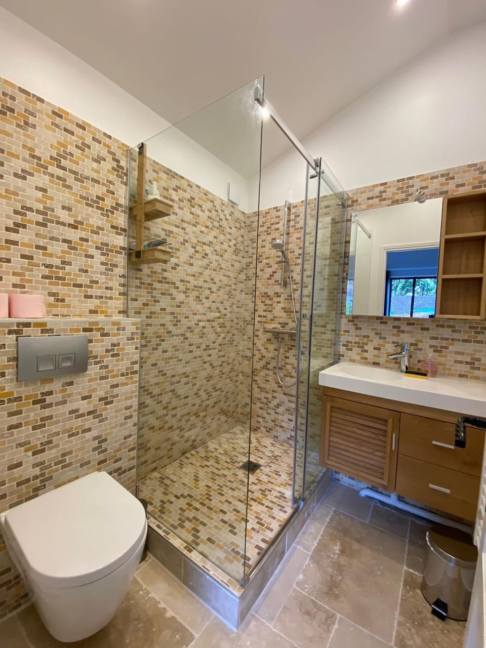 Shower, Toilet, Bathroom