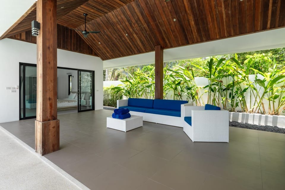 Patio, View (from property/room), Balcony/Terrace, Seating area