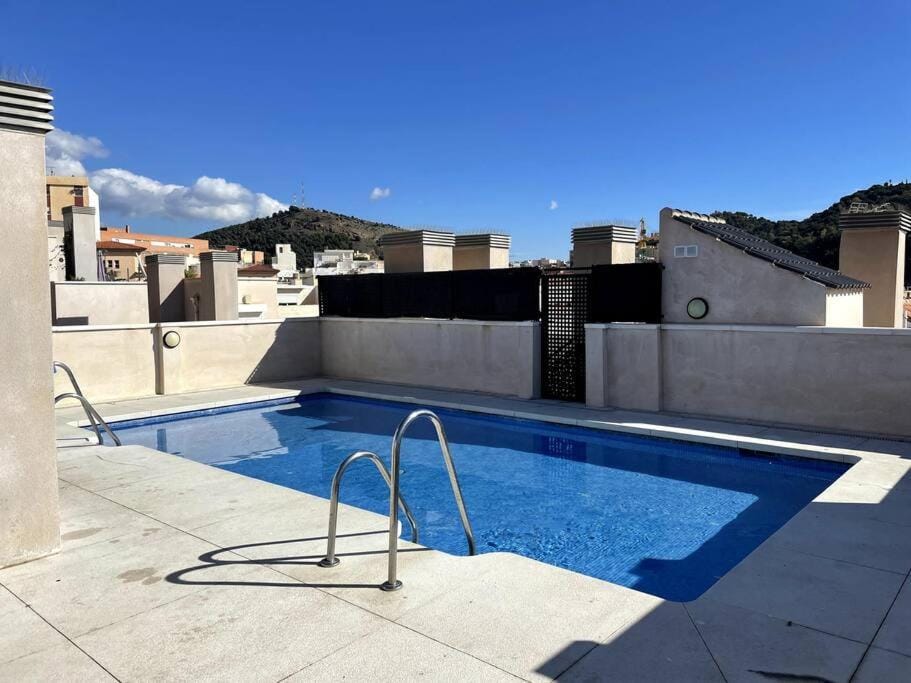 Downtown Jinetes Deluxe with pool & free parking Apartment in Malaga