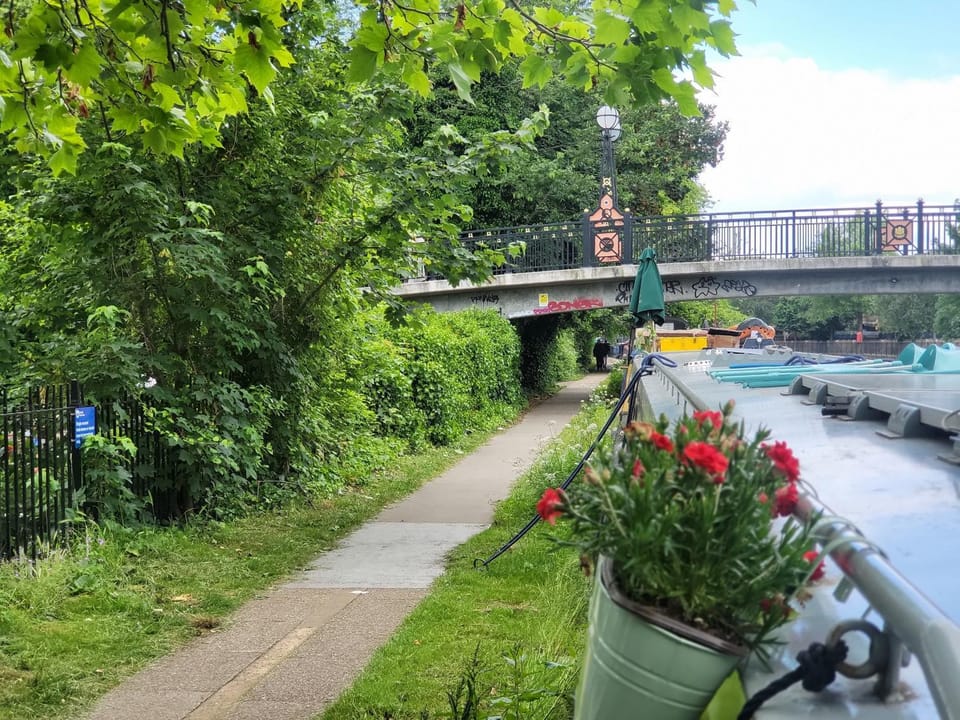 Canal Boat Experience in Little Venice for Family & Friends Docked boat in City of Westminster