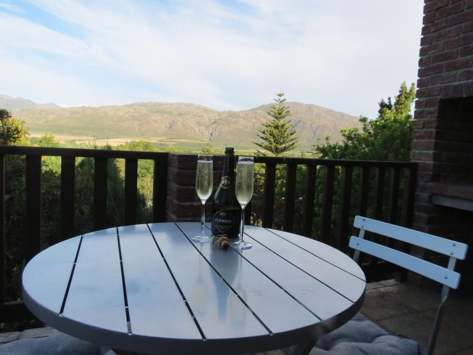 Balcony/Terrace, Mountain view