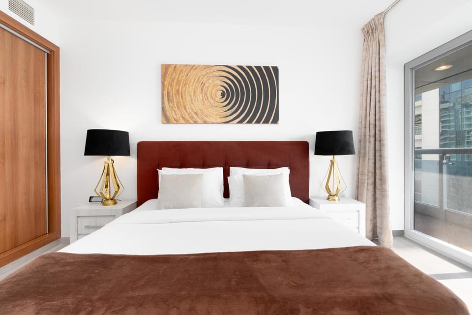 Lux BnB Princess Tower Palm Ocean Views Apartment in Dubai