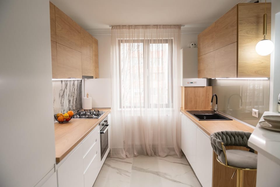 Kitchen or kitchenette, dishwasher, minibar, oven, pet friendly, stove, toaster