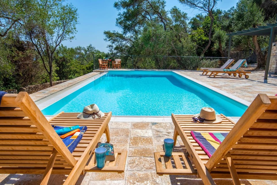 Patio, Day, Garden, Garden view, Pool view, Swimming pool, sunbed