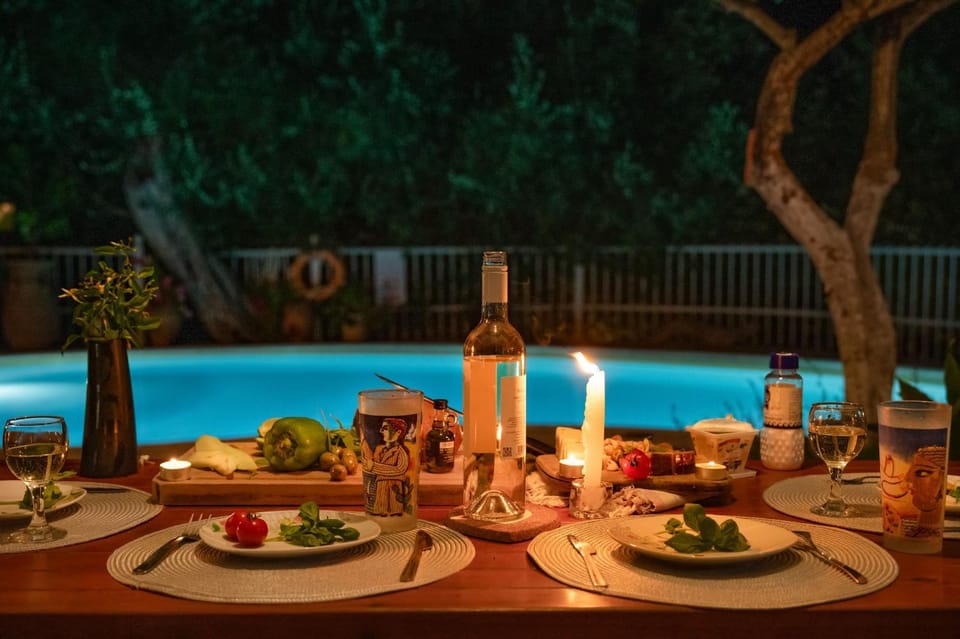 Patio, Night, Garden, Dining area, Garden view, Pool view, Swimming pool, Lunch, Dinner