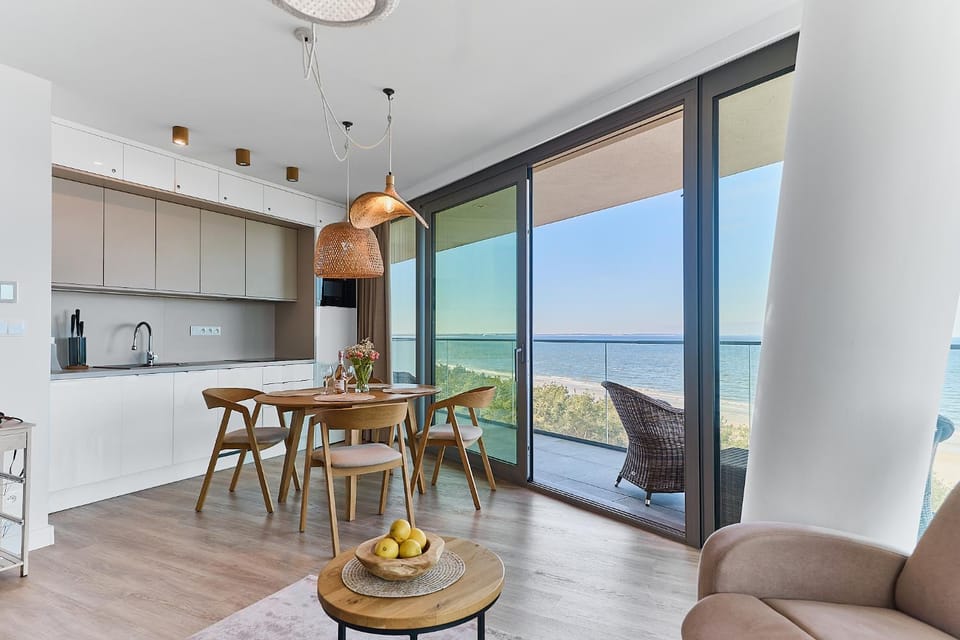 Dining area, Sea view, kitchen