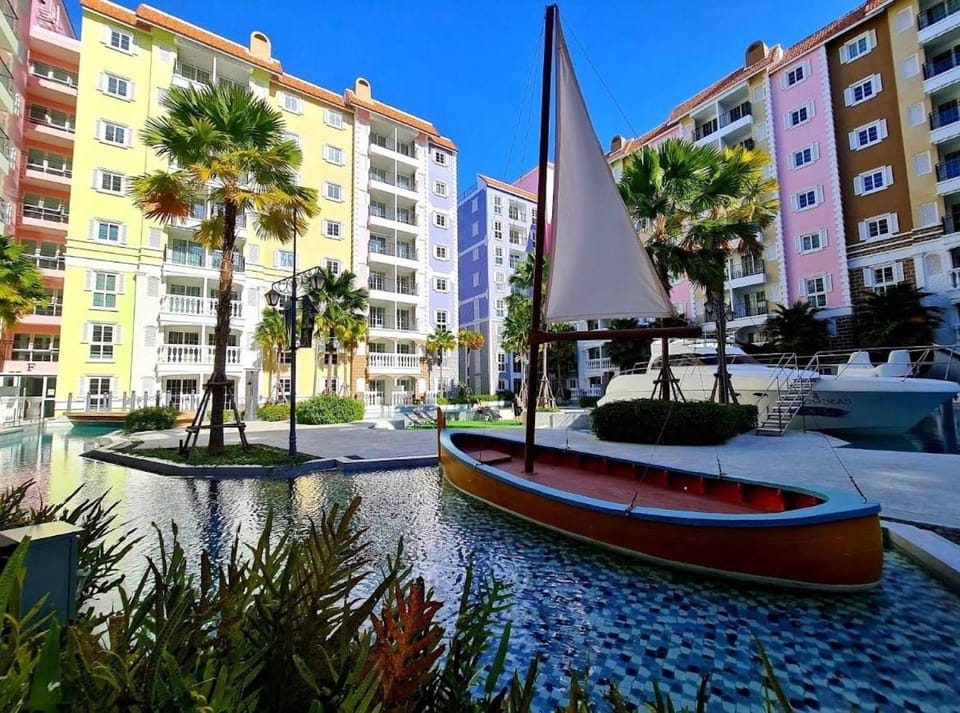 Luxury stay Seven cote Azur Apartment in Pattaya City