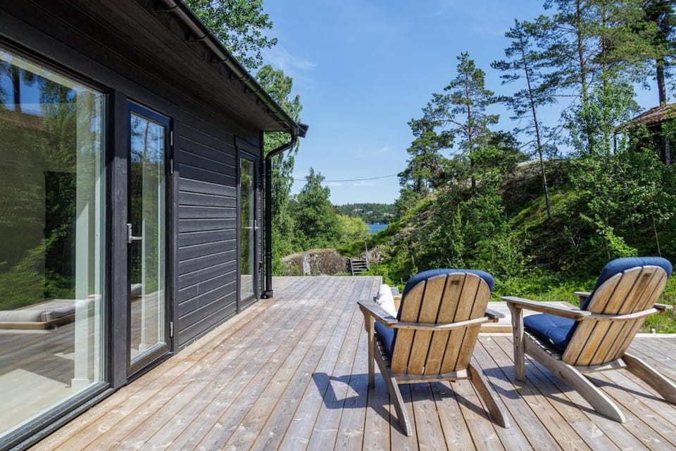 House with its own jetty, high standard - Dalarö Villa in Stockholm County