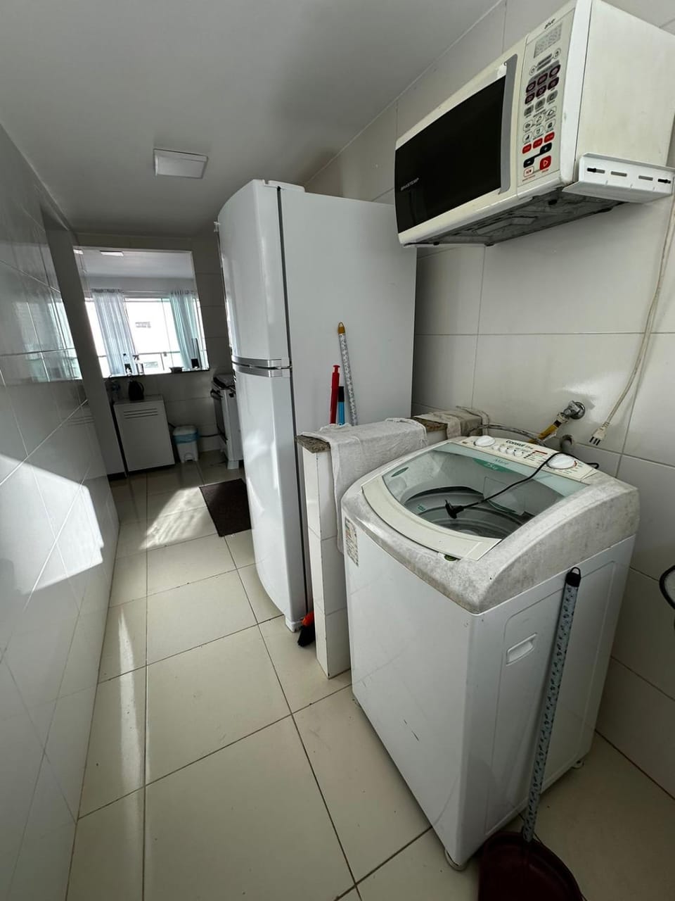minibar, washing machine