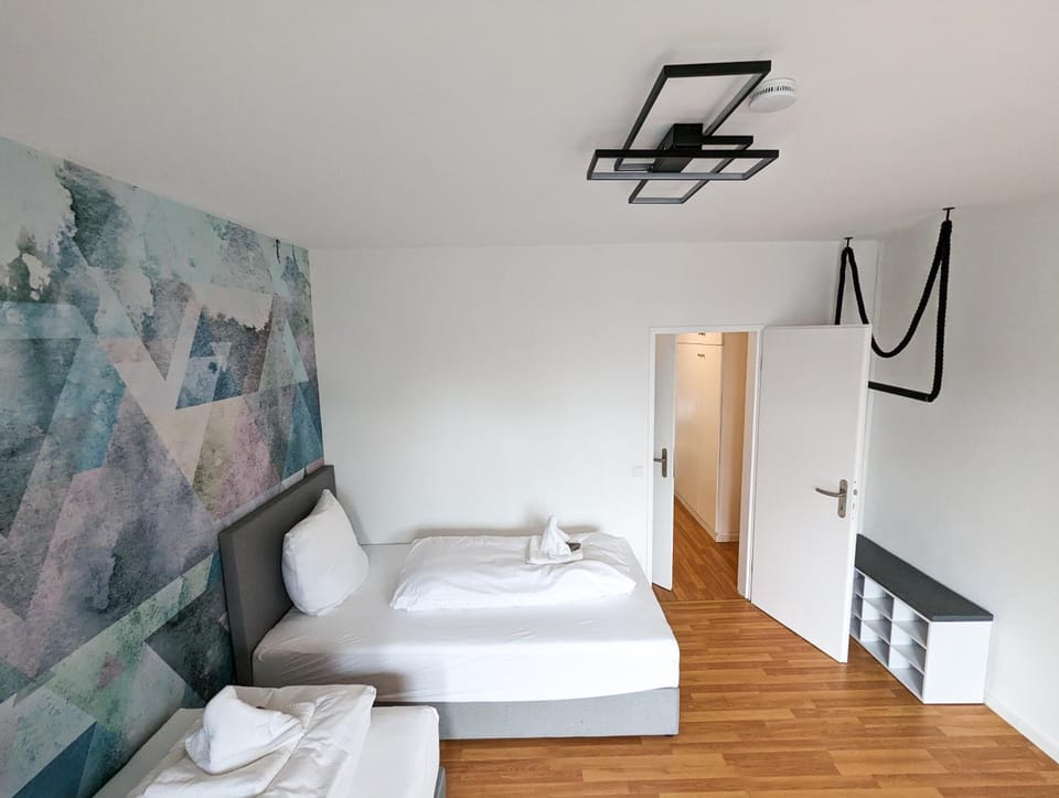 Bed, Photo of the whole room, Bedroom, towels