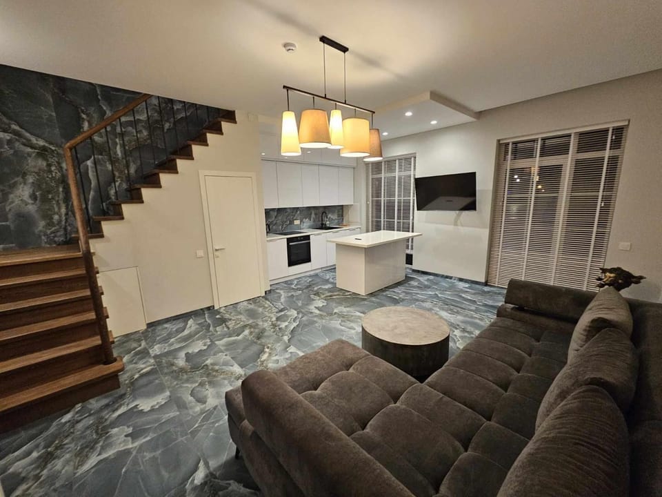 TV and multimedia, Kitchen or kitchenette, Living room, Seating area, minibar, stove