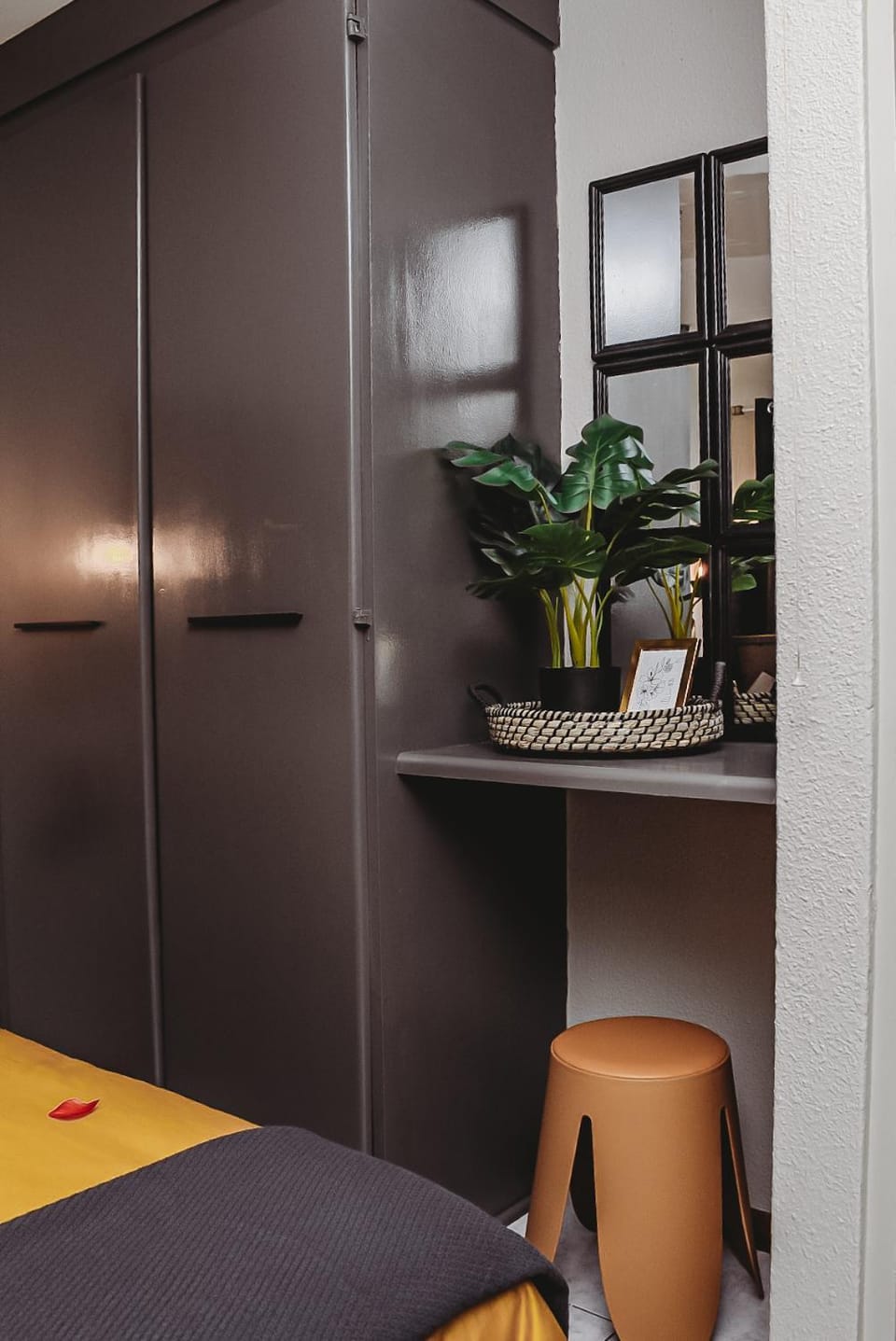 Bedroom, wardrobe