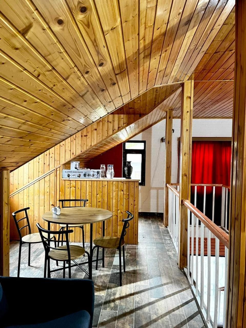 Property building, Restaurant/places to eat, Living room, Dining area, Breakfast