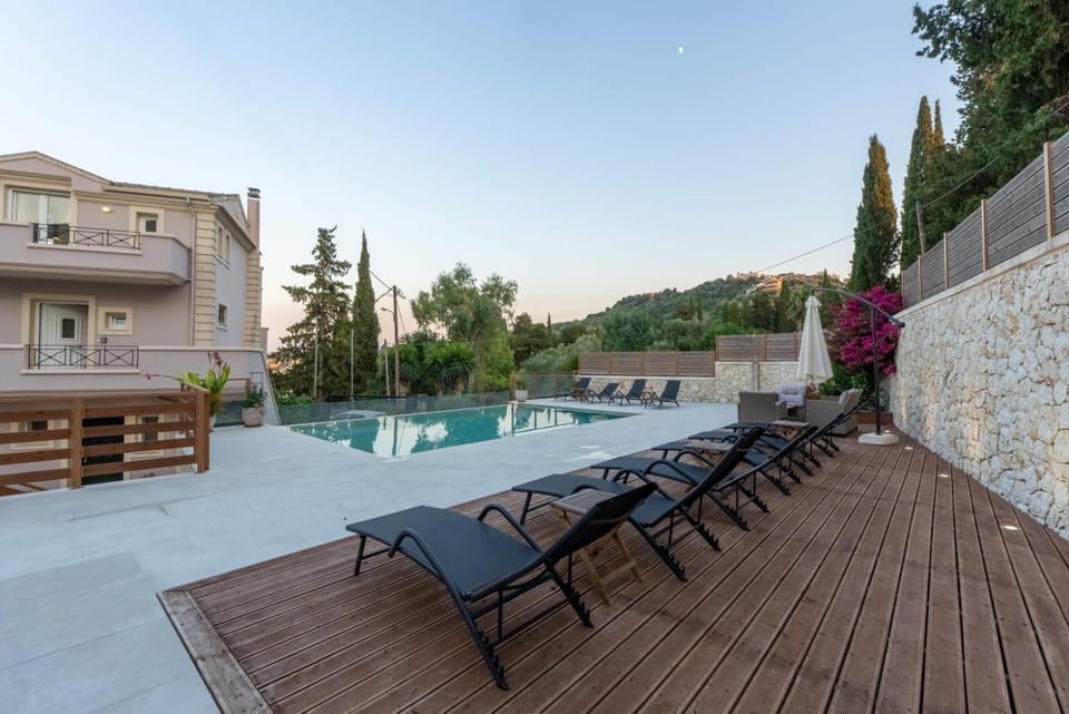 SG Suites Corfu, A Apartment in Corfu, Greece