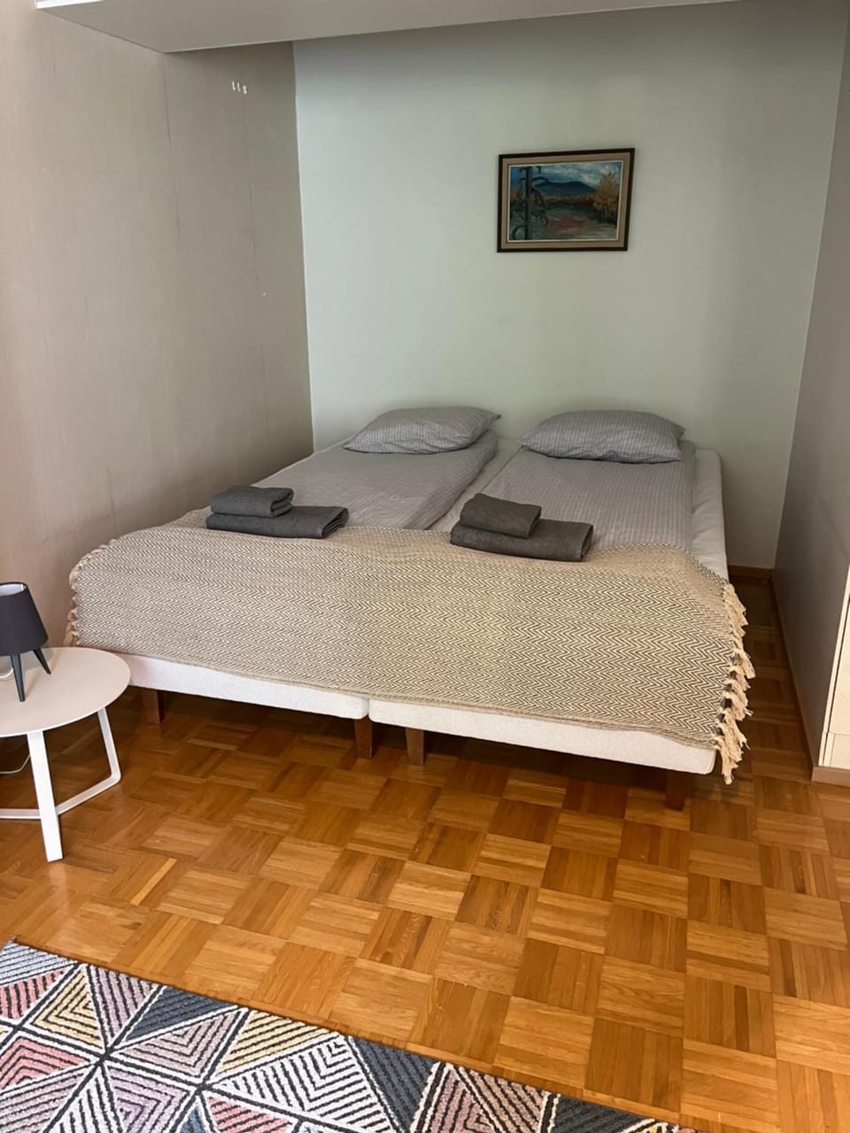 Bed, Photo of the whole room