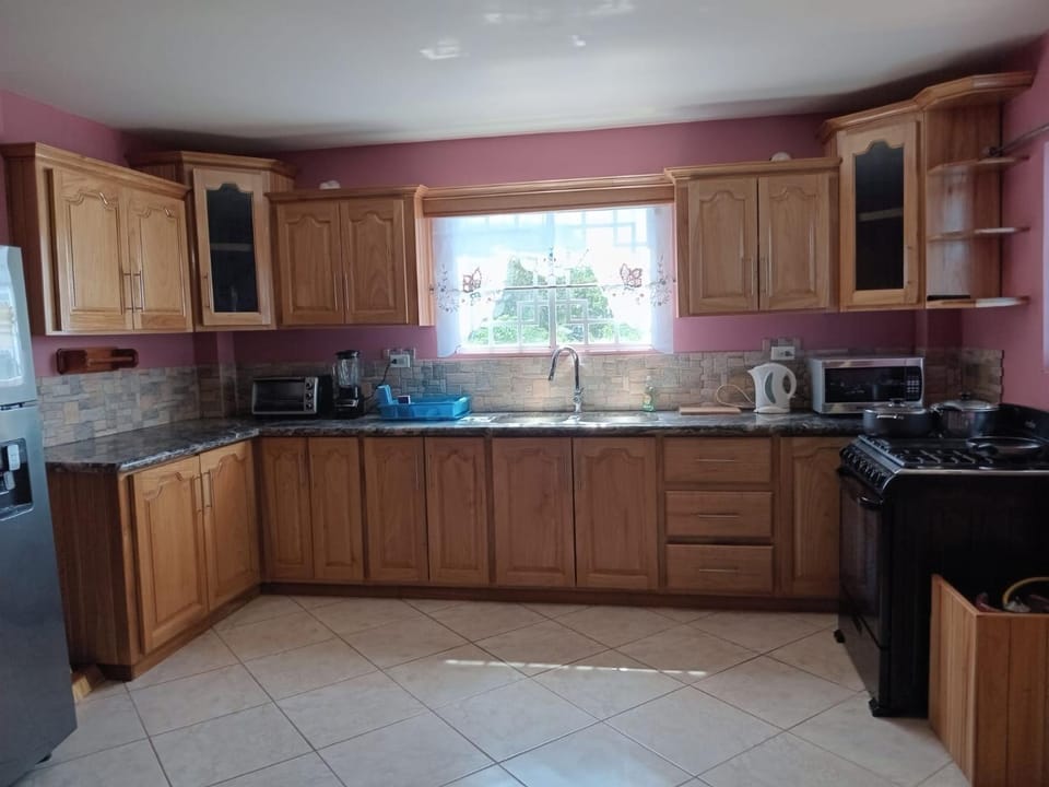 Diamond Cut Villa and Suites Apartment in Western Tobago