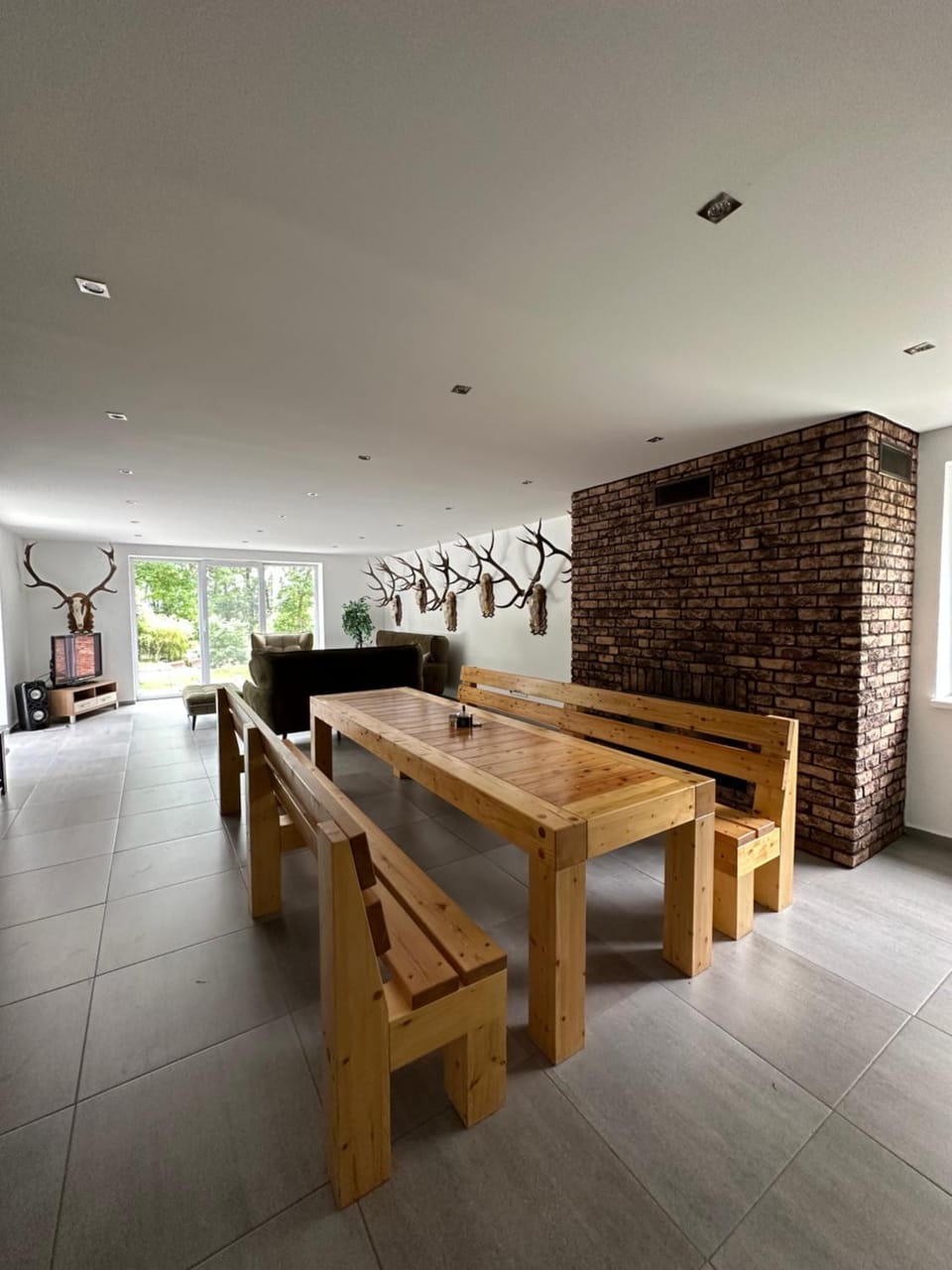 Living room, Seating area, Dining area