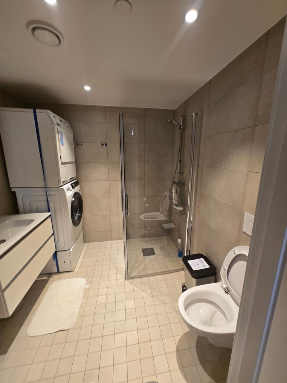 Oslo Gardemoen & Gjerdrum apartments with EV Contact Apartment in Viken, Norway