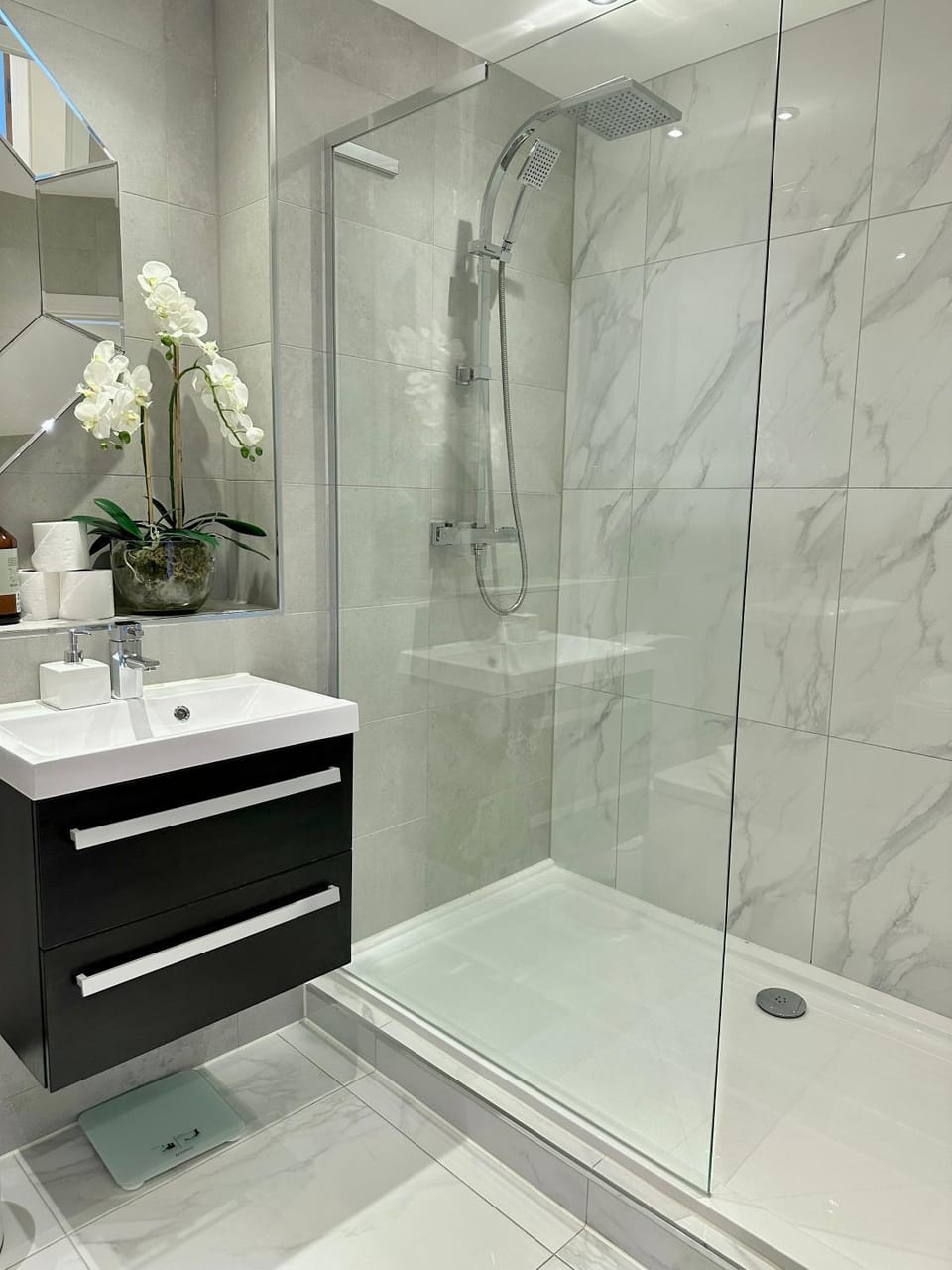Shower, Bathroom