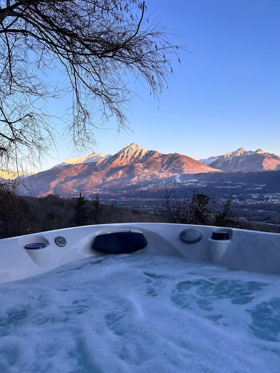 Natural landscape, Hot Tub, Balcony/Terrace, Mountain view